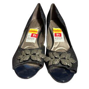 👗 2/$30 👗 New Bandolino Navy Glitter Peep Toe Heels With Rhinestone Accent 9.5